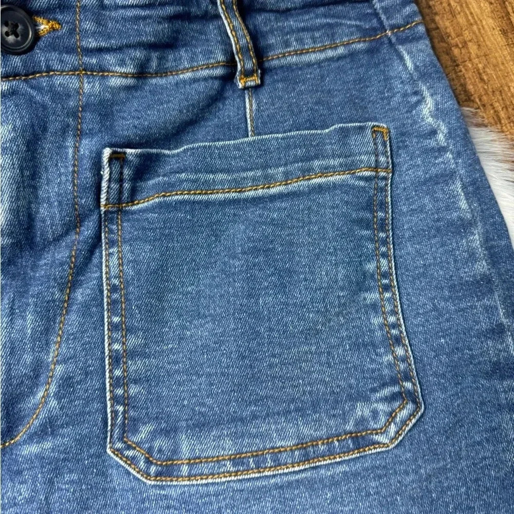 Bagatelle High Rise Cropped Straight Jeans in Soho Wash - Picture 5 of 5